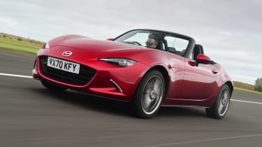 Mazda MX-5 - front tracking